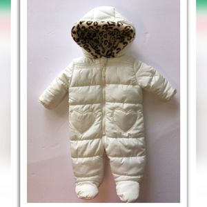 Weatherproof Ivory Quilted Snow Suit Size 3/6 Mo